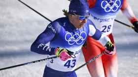 El esquiador finlandés Remi Lindholm durante los Juegos Olímpicos de Invierno de Pekín 2022