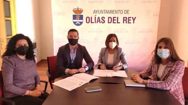 La Despensa y el Ayuntamiento de Olías del Rey (Toledo) han firmado un convenio de colaboración.