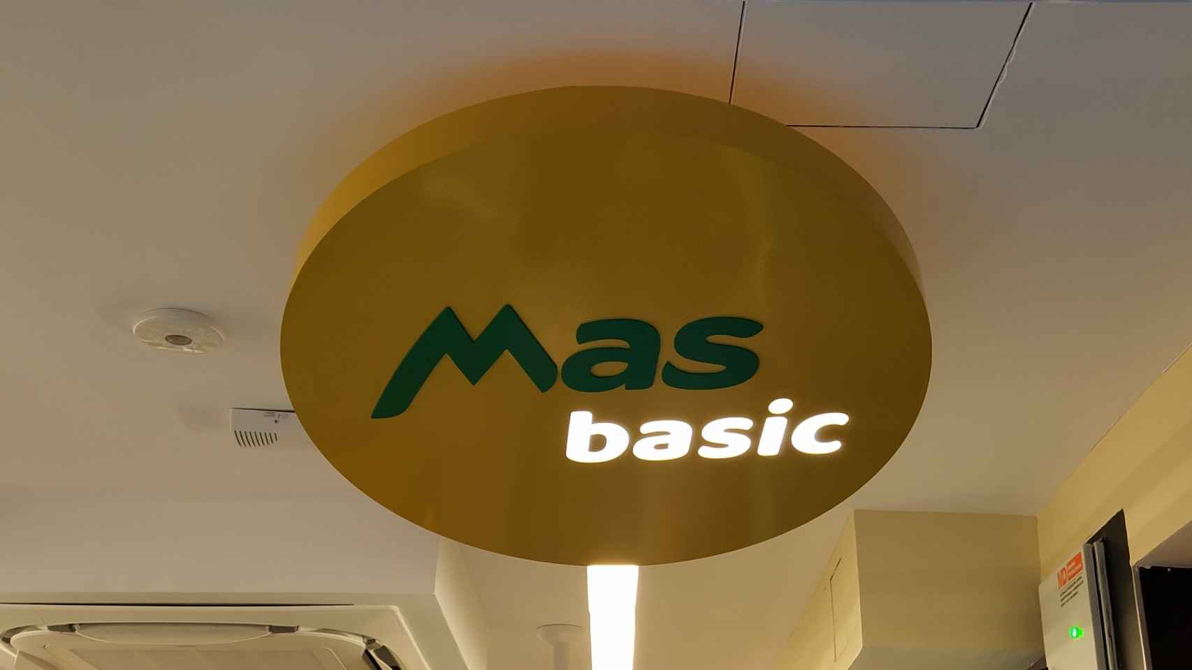 Más Basic, la nueva línea de supermercados de barrio de Ahorramás.