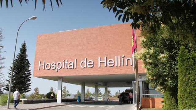 El herido ha quedado ingresado en el Hospital de Hellín.