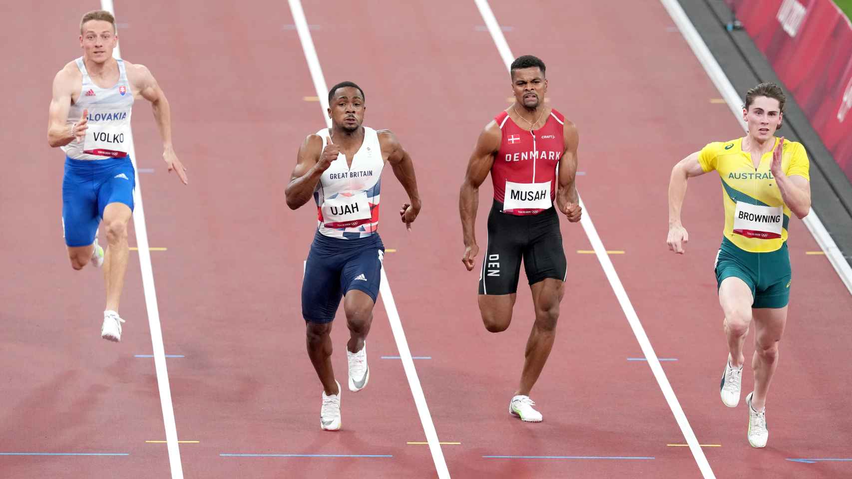 CJ Ujah, en la final del 4x100 metros de Tokio 2020.