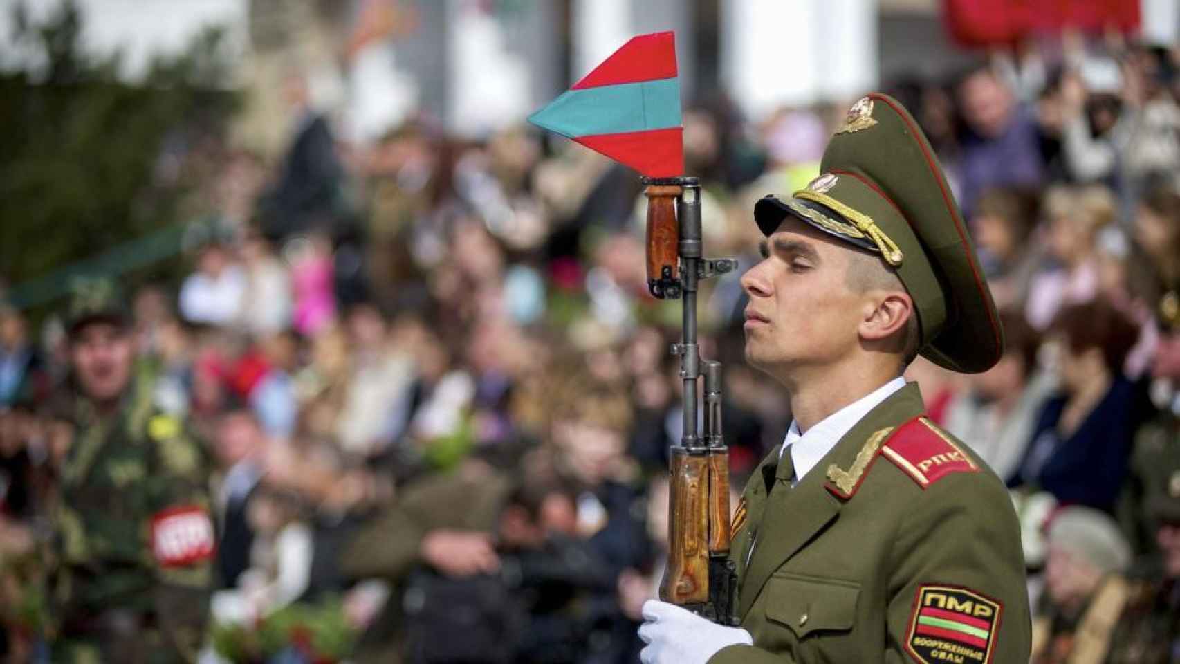 Un soldado transnistrio, Moldavia, en mayo de 2014. Durante las últimas tres décadas, Rusia ha respaldado un régimen prorruso en la región disidente de Moldavia, Transnistria.