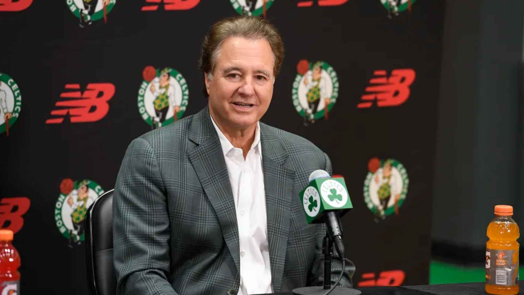 Stephen Pagliuca, durante una rueda de prensa de los Boston Celtics