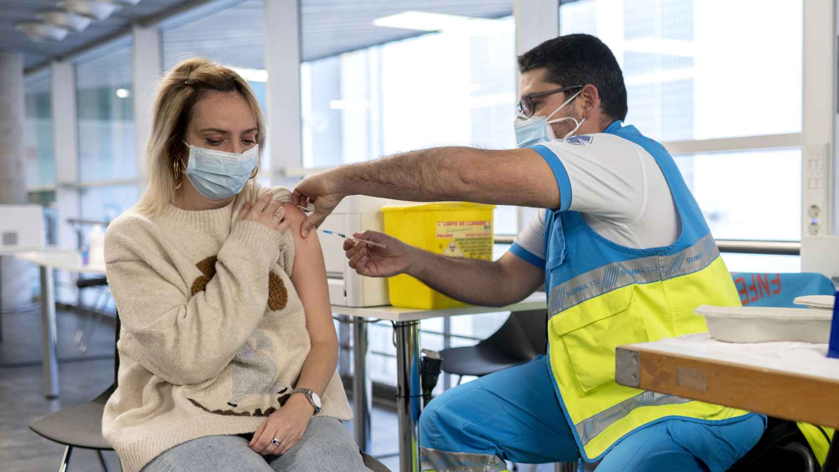 Vacunación en el WiZink Center de Madrid.