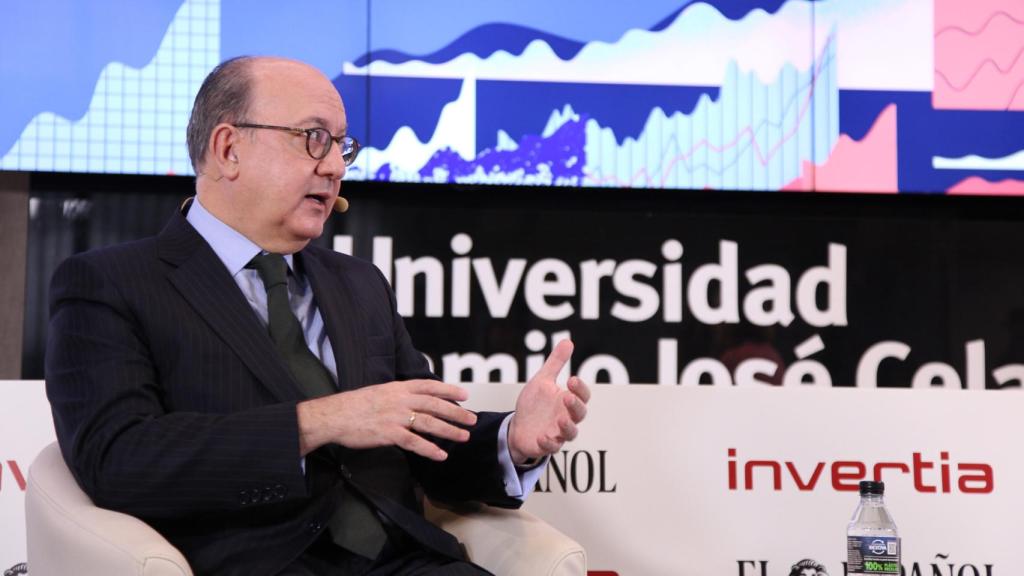 José María Roldán, presidente de la AEB, durante el II Observatorio de las Finanzas.