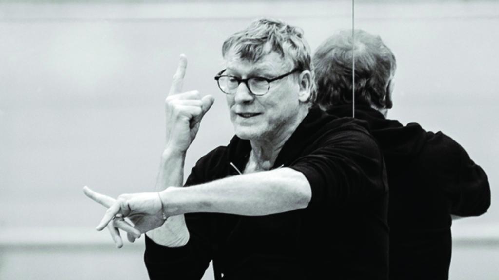 Nacho Duato durante un ensayo  con la Compañía Nacional de Danza. Foto: Alba Muriel