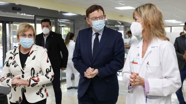 El presidente de la Generalitat, Ximo Puig, junto a la consellera, Ana Barceló.