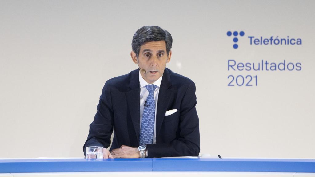 El presidente ejecutivo de Telefónica, José María Álvarez-Pallete, interviene en una rueda de prensa para analizar los resultados de 2021.