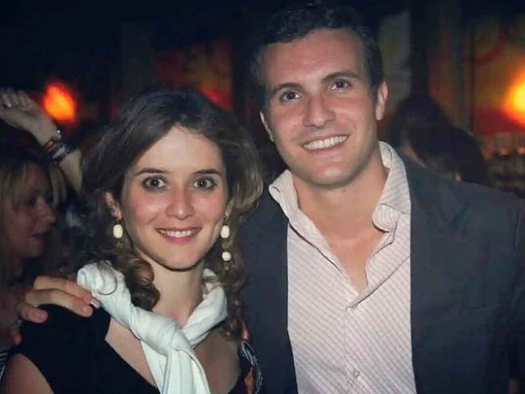 Pablo Casado junto a Isabel Díaz Ayuso, en su etapa de Nuevas Generaciones.