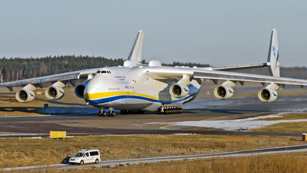 Antonov An-225