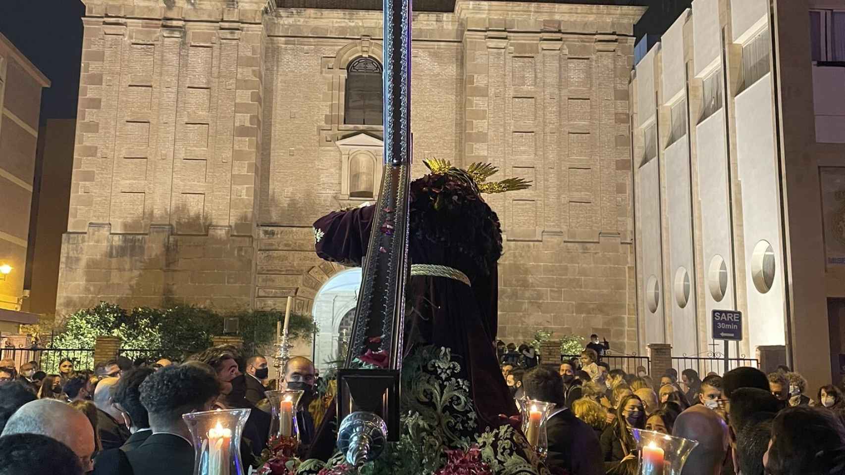 Jesús de la Misericordia, antes de la llegar a la iglesia del Carmen.
