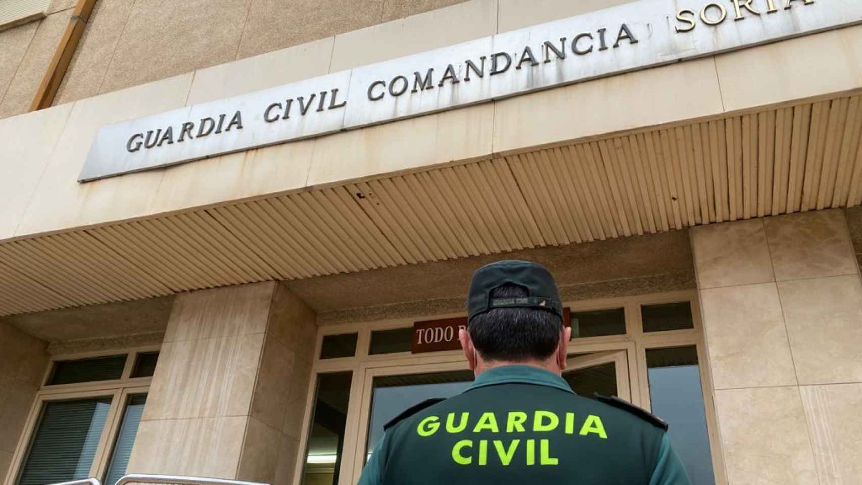 Un Guardia Civil de Soria, franco de servicio, evita el suicidio de un hombre