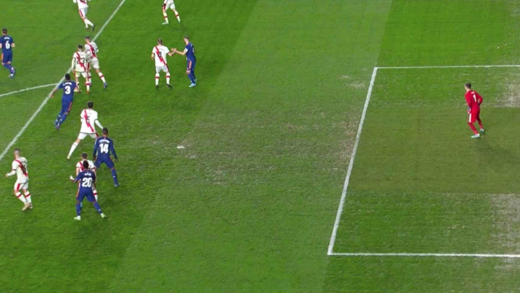 Gol anulado a Casemiro por fuera de juego previo
