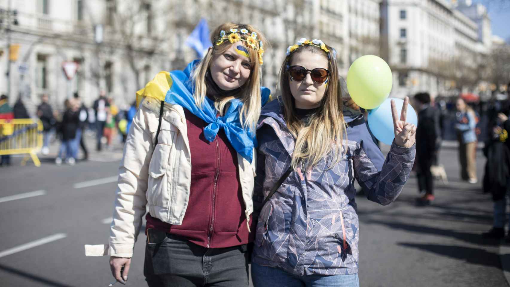 Maryana y Ulyana, dos jóvenes treintañeras dispuestas a tomar las armas frente a Putin.