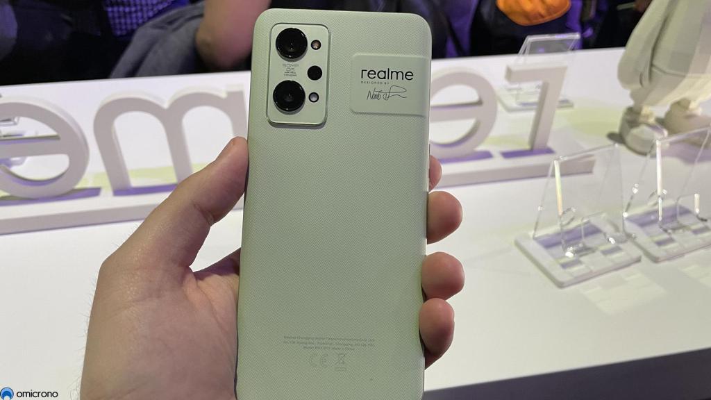 Realme GT 2 Pro.