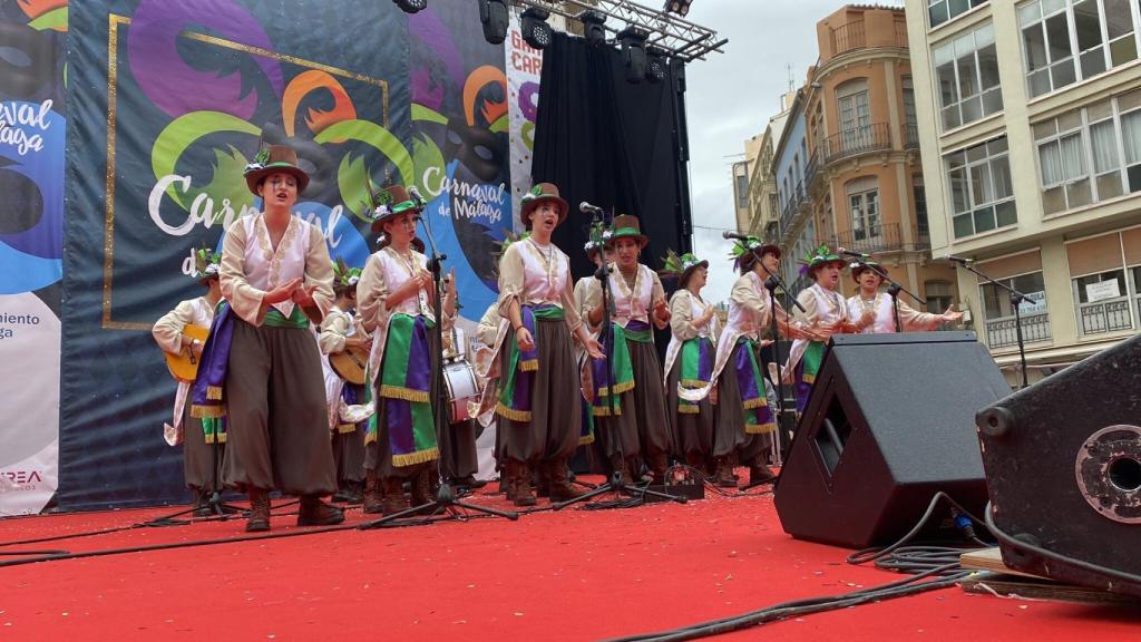 La comparsa juvenil La Esperanza, primer premio del certamen juvenil.