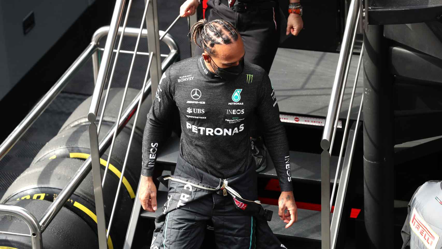Lewis Hamilton en el circuito de Montmeló durante los test de pretemporada 2022 de la Fórmula 1