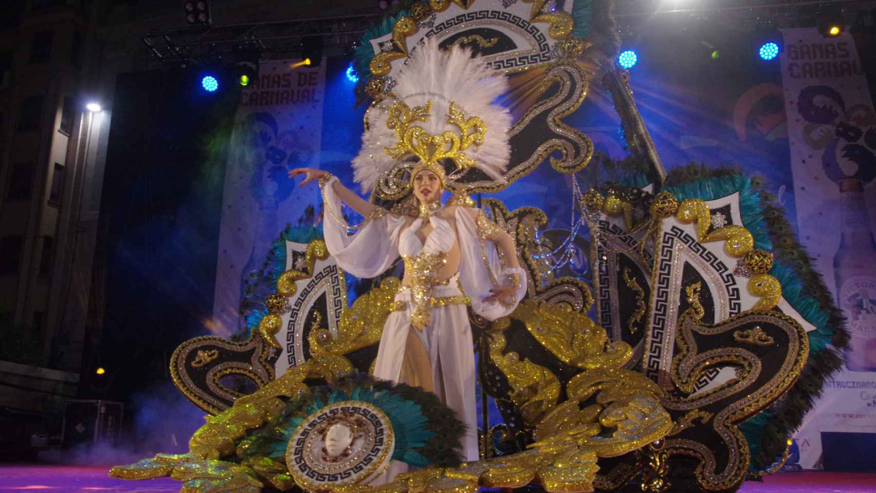 Fantasías del Carnaval de Málaga 2022: brillos, alegría y mucho color