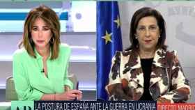 La ministra de Defensa, Margarita Robles, este martes en Telecinco.