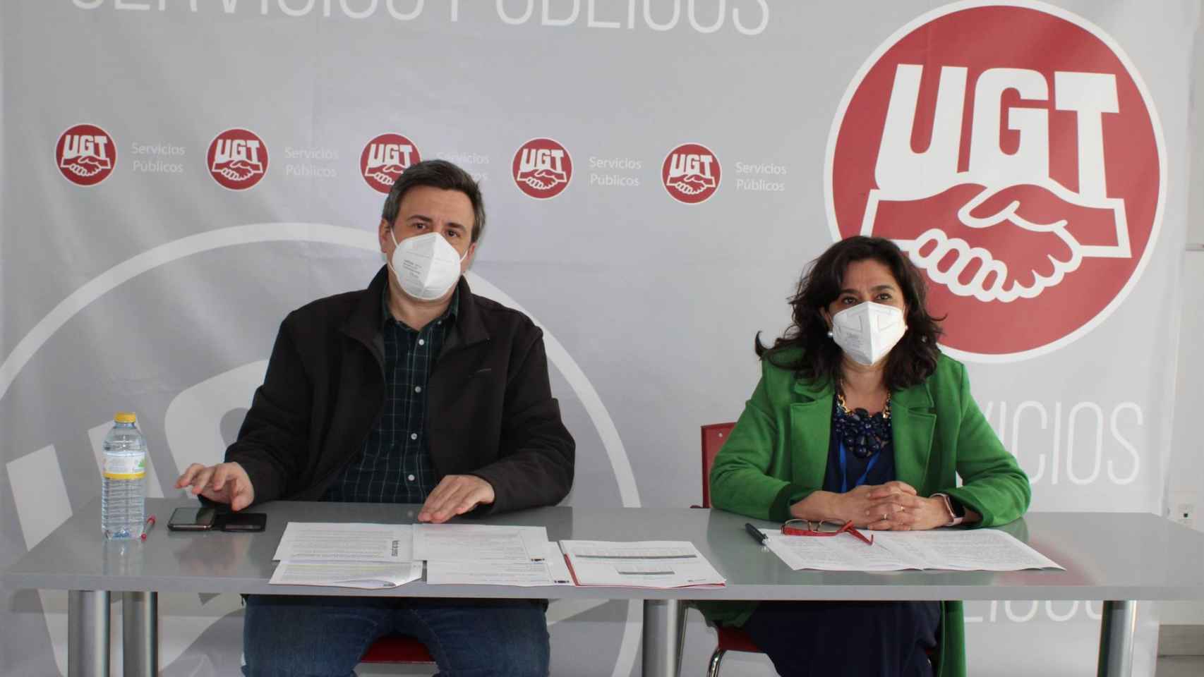 Fernando Peiró e Inés Pedreño, del sindicato UGT.