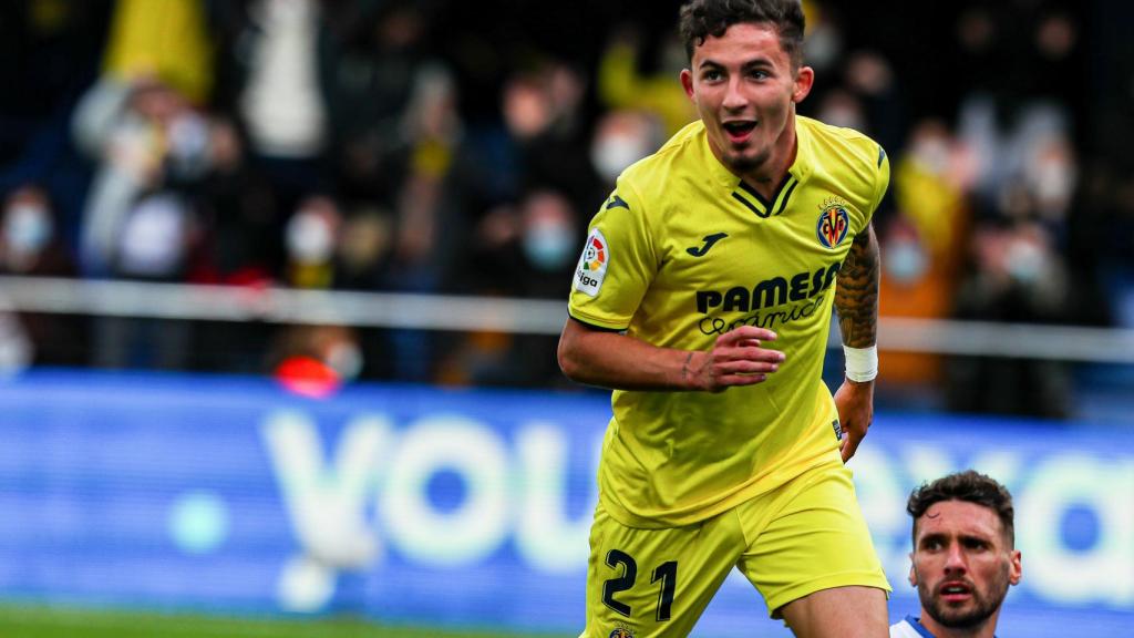 Yeremy Pino, durante un partido con el Villarreal.