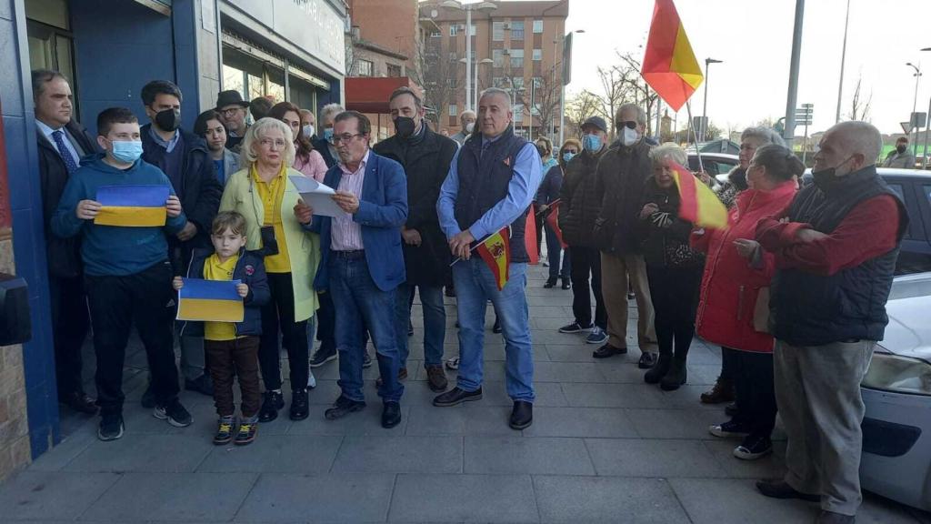 Concentración para arropar a una vecina ucraniana en Toledo. Foto: RTVE CLM