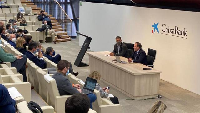 Reunión con parte de los actores principales que forman parte de 'La Digitalizadora Agraria'.