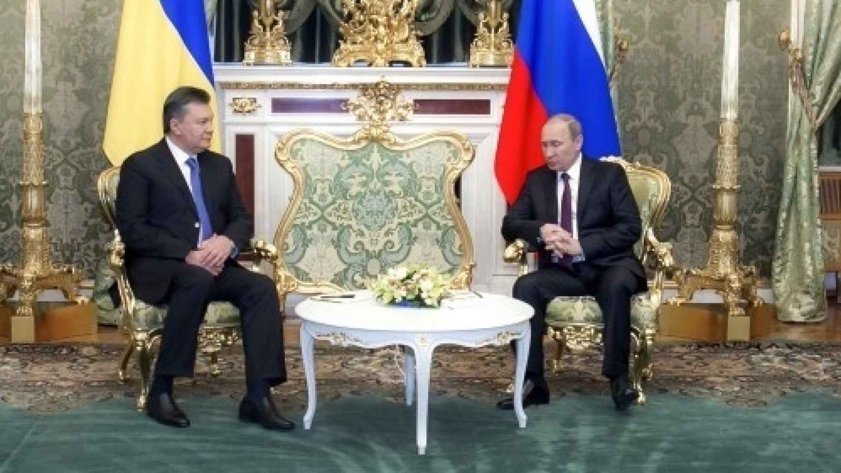El expresidente de Ucrania, Viktor Yanukovich, junto a Vladimir Putin en Moscú hace unos años.