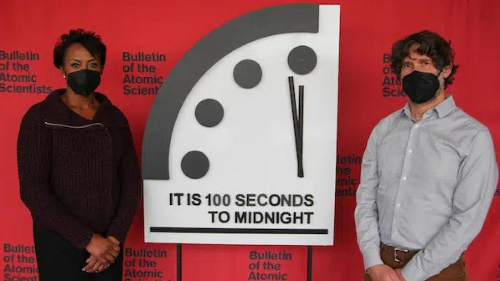 El reloj del fin del mundo marca '100 segundos' para la medianoche
