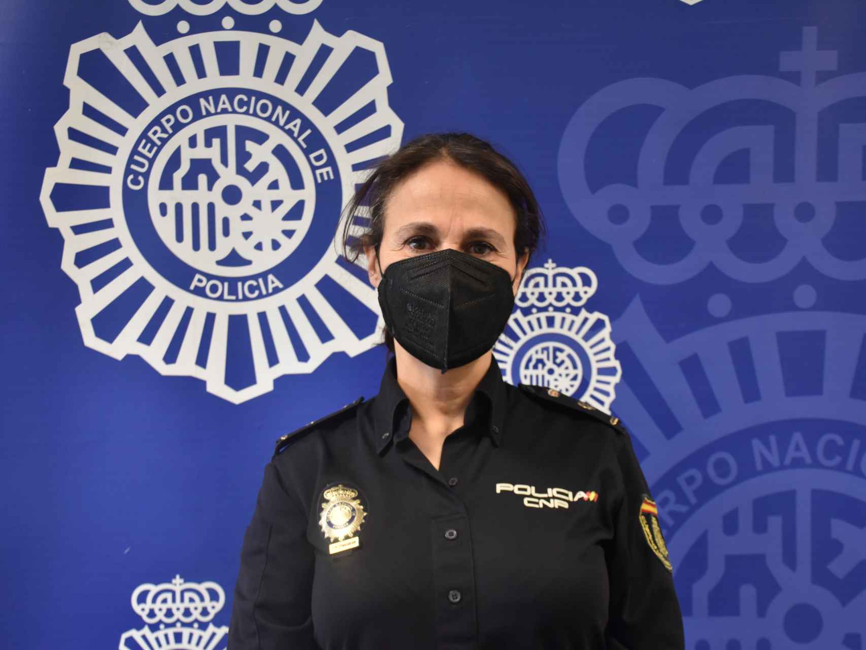 La Inspectora Jefa, Mónica Martín
