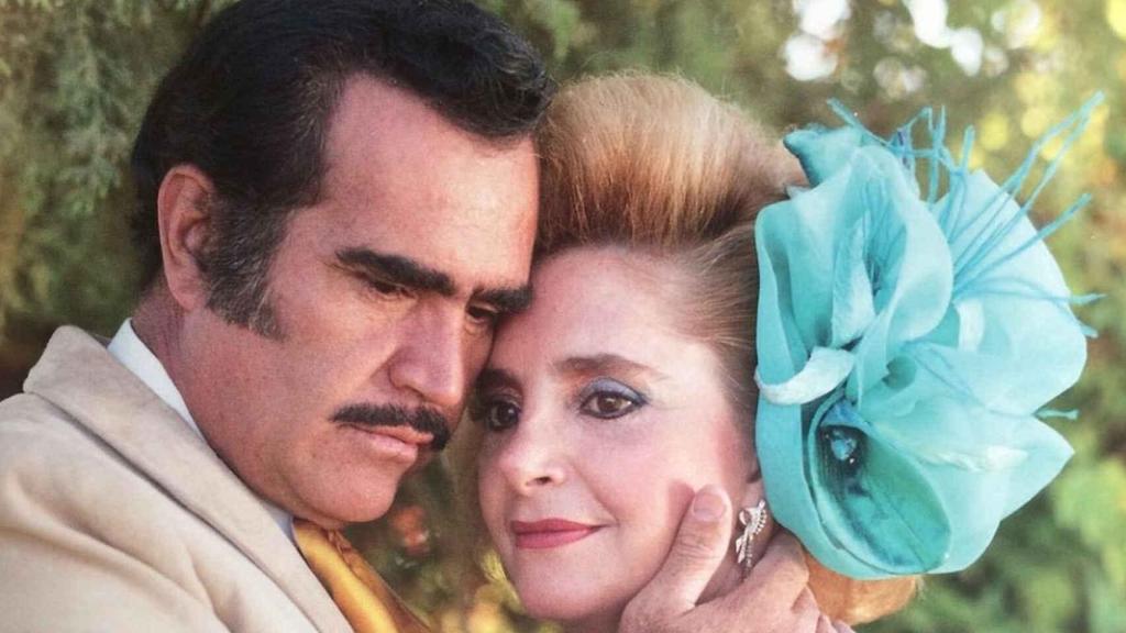 Vicente Fernández y su mujer, doña Cuquita, en una imagen de archivo.