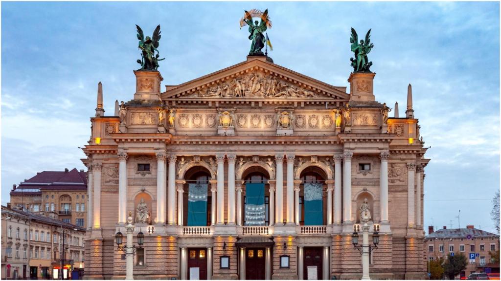 Palacio de Ópera y Ballet de Leópolis.