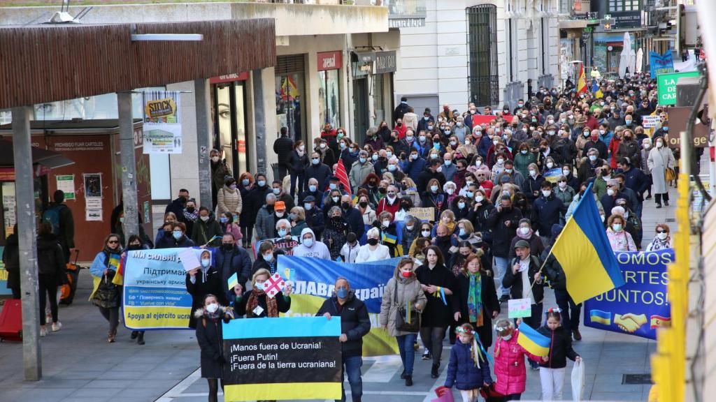 Manifestación de apoyo a Ucrania en el centro de Zamora | JL. Leal - ICAL