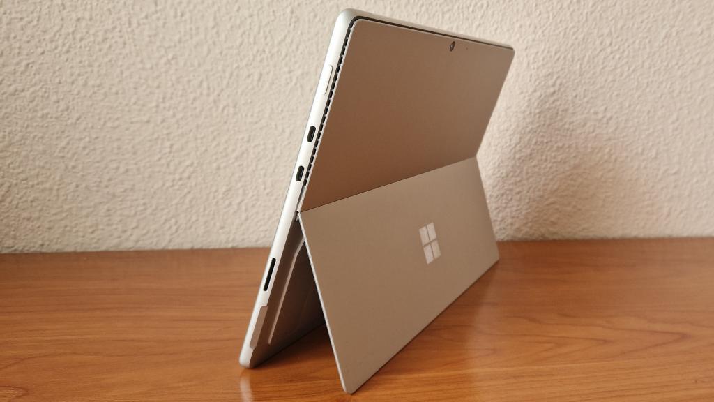 Microsoft Surface Pro 8