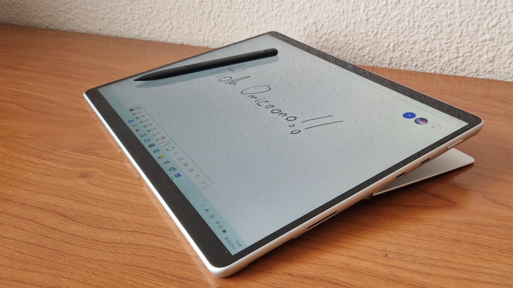 Microsoft Surface Pro 8