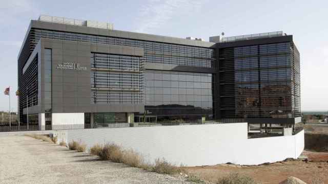 Edificio Centro de Soluciones Empresariales (edificio ADE), en Arroyo de la Encomienda (Valladolid)