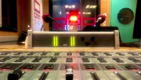 Radio Castilla-La Mancha estrena sintonías, voces y nuevos programas este lunes