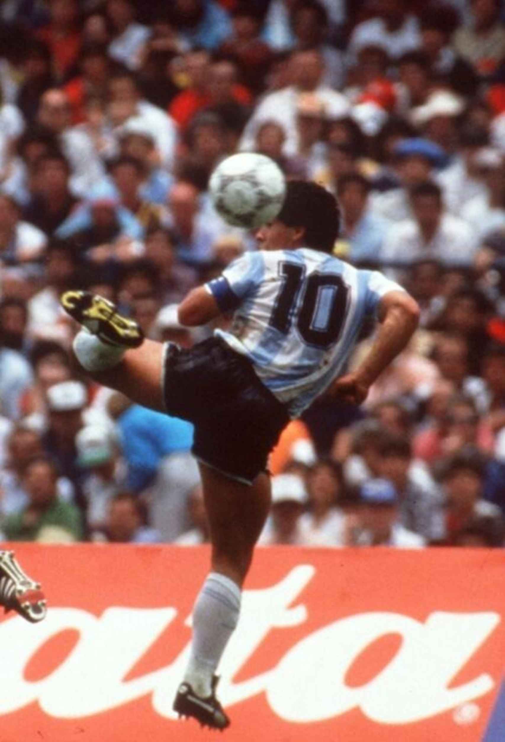 La instantánea de Diego Armando Maradona en México 1986 que inspiró el tatuaje del cámara.
