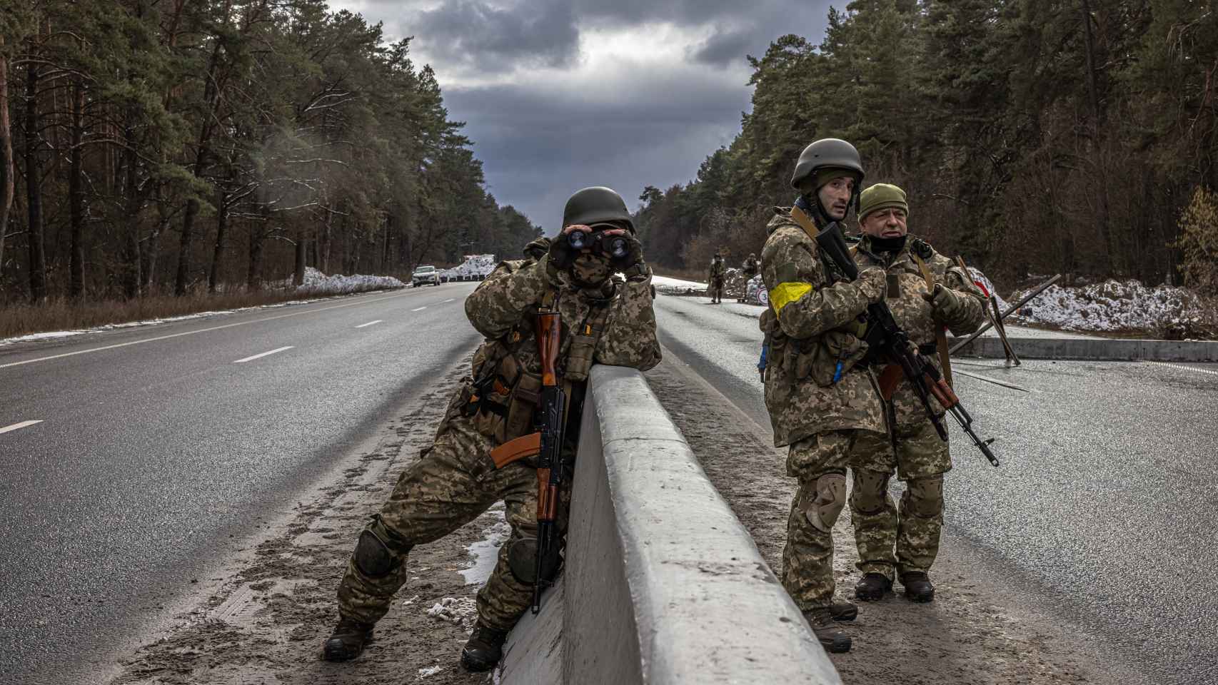 Soldados ucranianos en la región de Kiev.