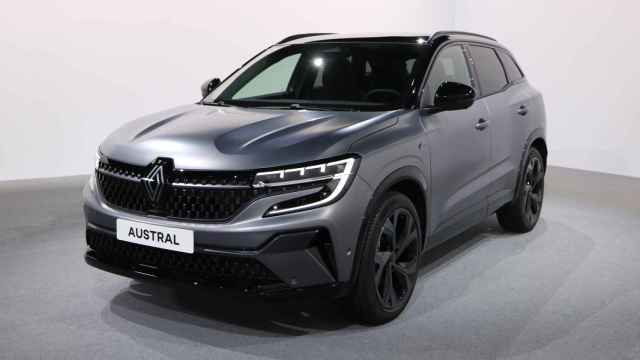 Imagen del Renault Austral durante su presentación estática en París.