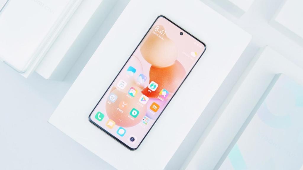 Xiaomi Civi 2 por delante