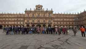 Un centenar de personas muestra en Salamanca su solidaridad con el pueblo ucraniano