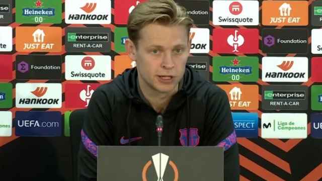 Frenkie de Jong, en rueda de prensa de la Europa League