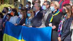 El alcalde de Málaga, Francisco de la Torre, durante los cinco minutos de silencio en solidaridad con el pueblo ucraniano.