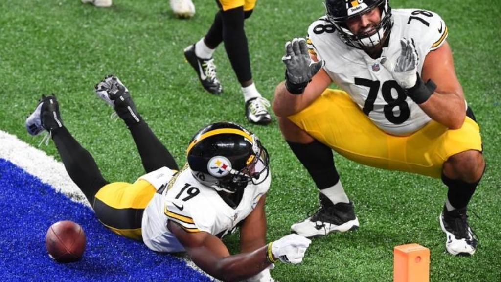 Alejandro Villanueva durante una celebración