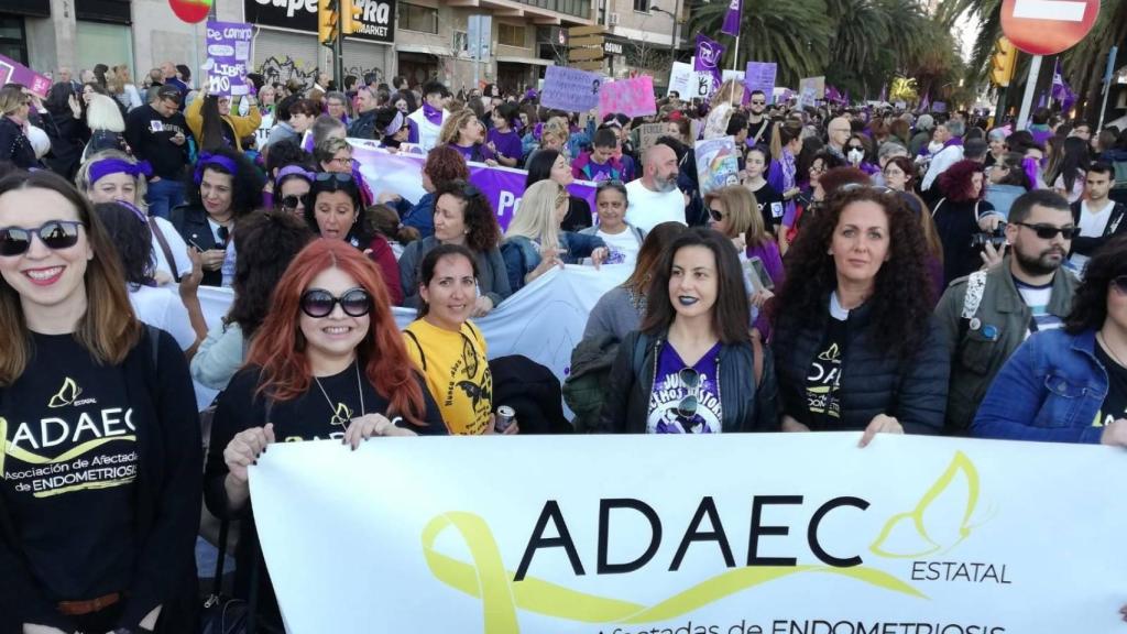 ADAEC en la manifestación del 8-M .