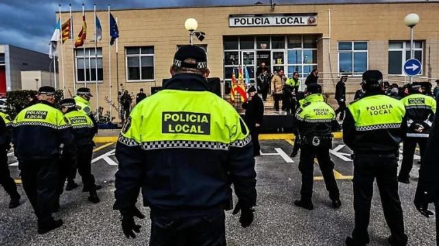 Imagen del retén de la Policía Local de Torrevieja.