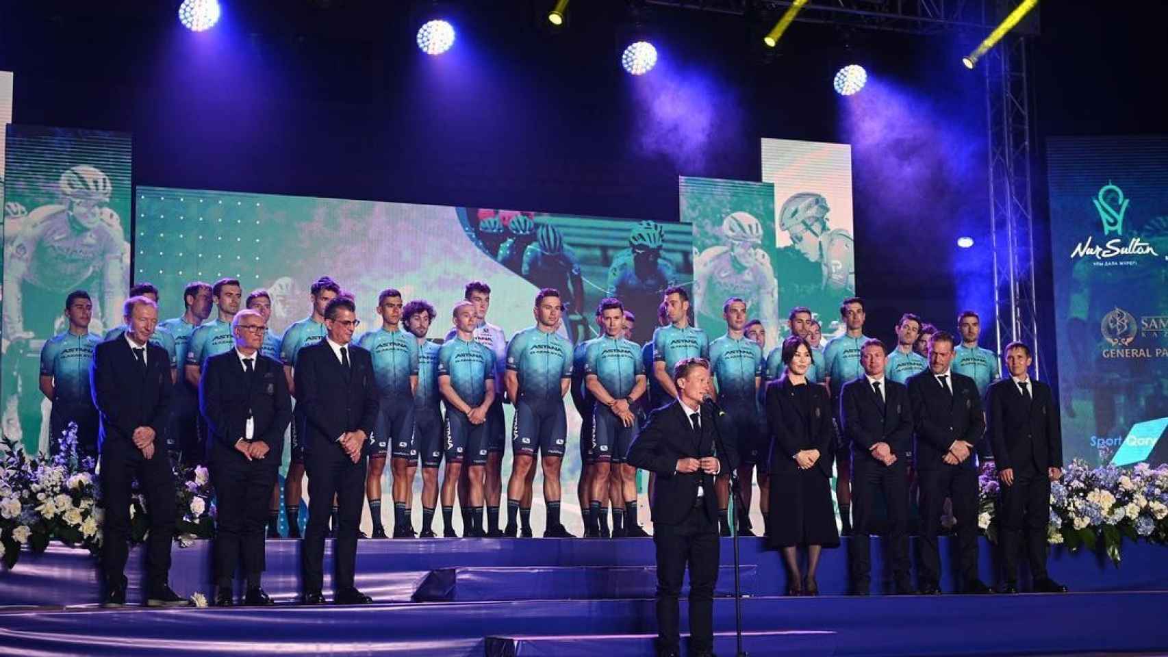 Acto de cierre de la temporada del Astana en 2021