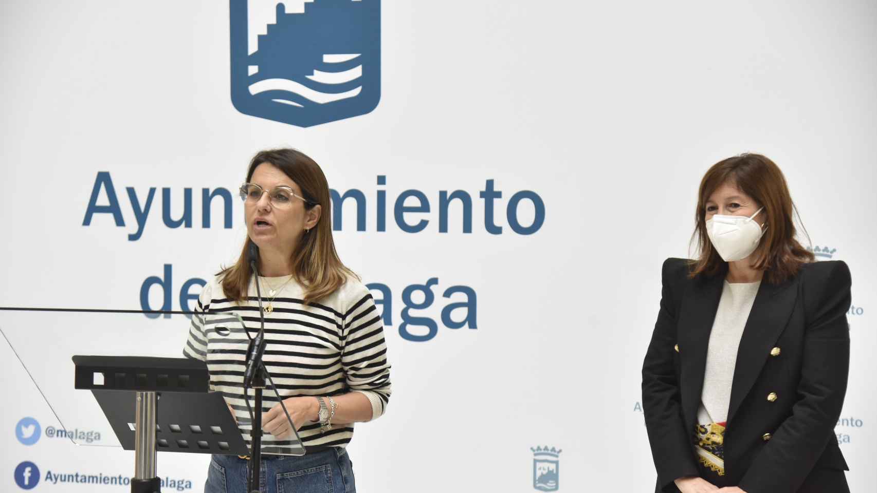 Susana Carillo y Gemma del Corral, este viernes en rueda de prensa.