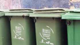 Contenedores de basura en Cuenca.